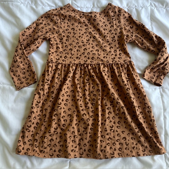 Old Navy Toddler Tan Leopard Print Long Sleeve Swing Dress size 5t/6 - Picture 3 of 7